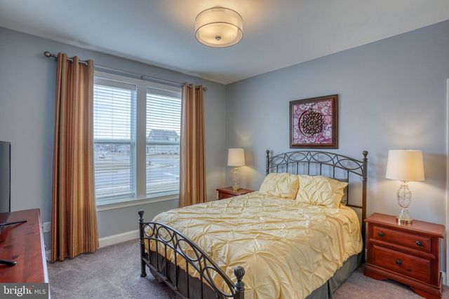 212 SKIPPING STONE LN, Dover, DE 19904