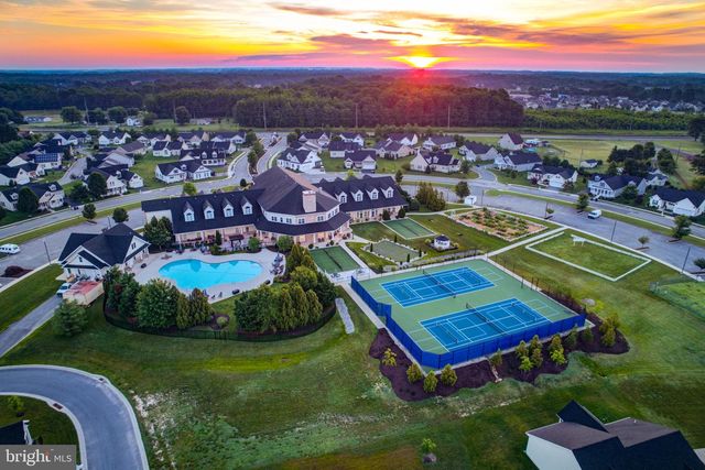 212 SKIPPING STONE LN, Dover, DE 19904