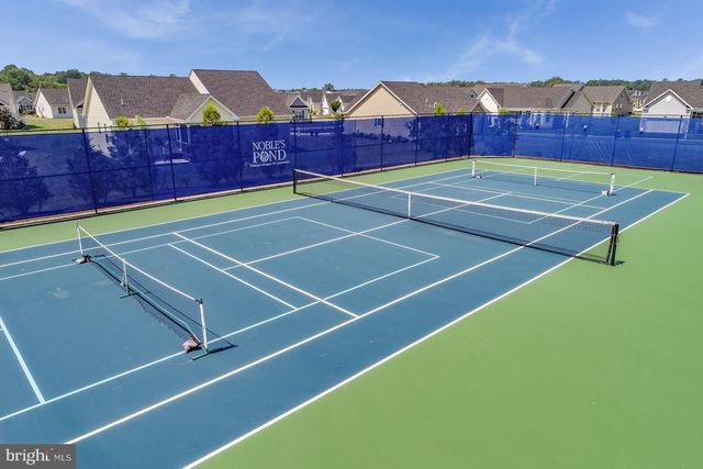 212 SKIPPING STONE LN, Dover, DE 19904