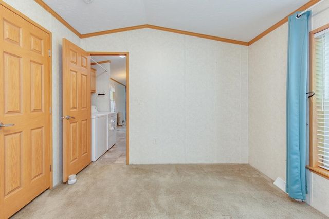 9 Chancellor Drive, Concord, NH 03303