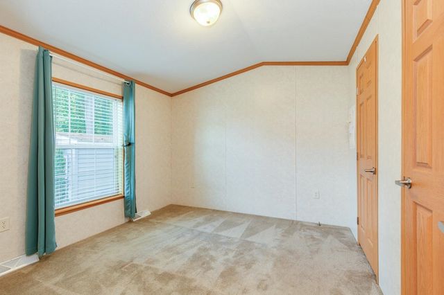 9 Chancellor Drive, Concord, NH 03303