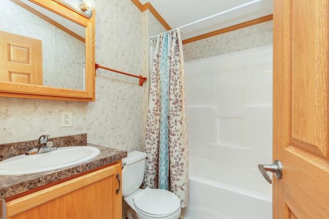 9 Chancellor Drive, Concord, NH 03303