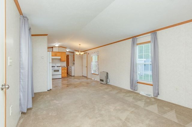 9 Chancellor Drive, Concord, NH 03303