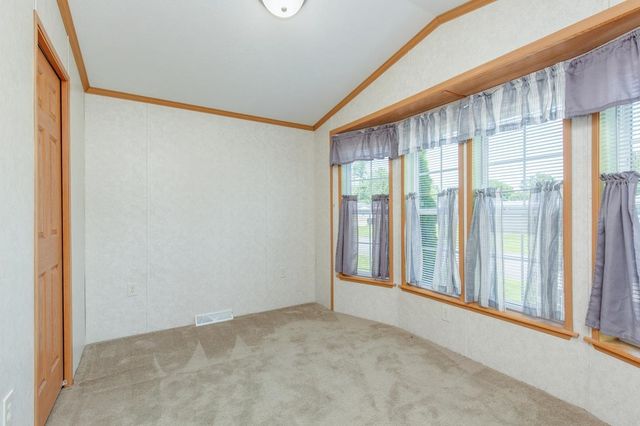 9 Chancellor Drive, Concord, NH 03303