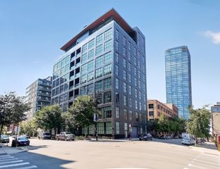 900 W Washington Boulevard 504, Chicago, IL 60607