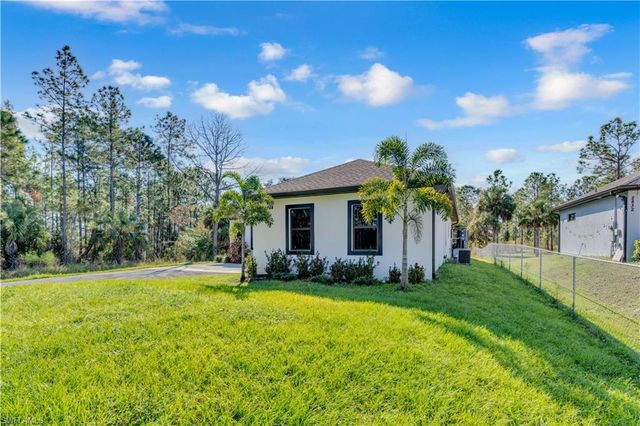 2844 37th AVE NE, Naples, FL 34120