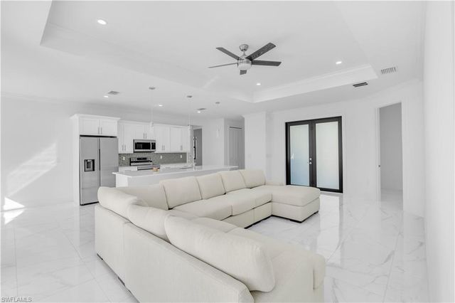 2844 37th AVE NE, Naples, FL 34120