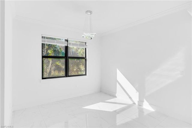 2844 37th AVE NE, Naples, FL 34120