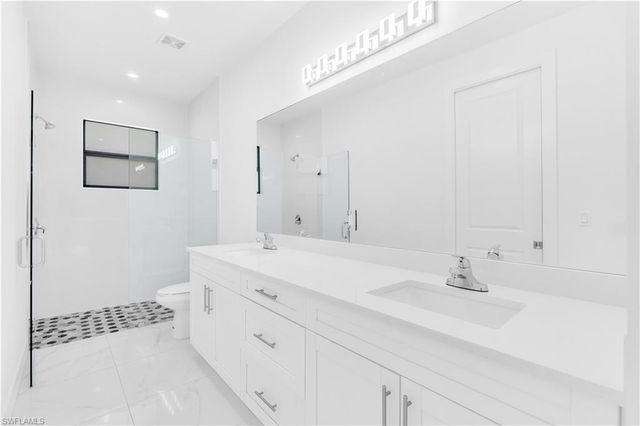 2844 37th AVE NE, Naples, FL 34120