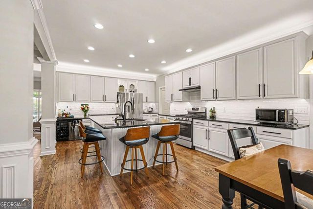 255 Amberbrook Circle, Grayson, GA 30017