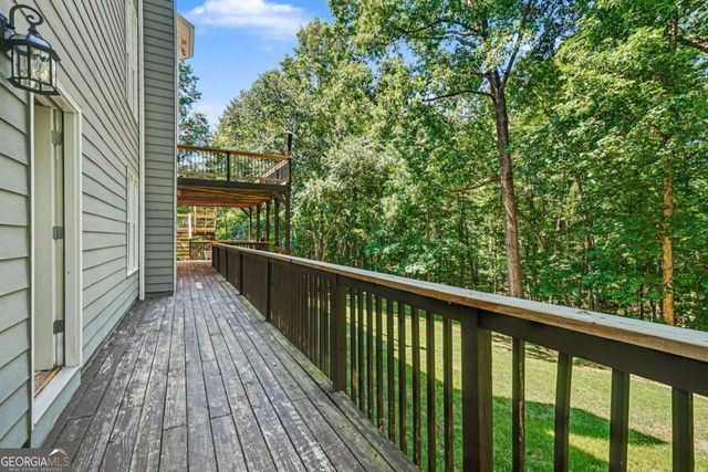 255 Amberbrook Circle, Grayson, GA 30017