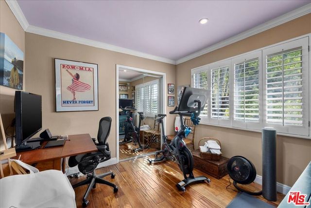 2973 Hutton Drive, Beverly Hills, CA 90210