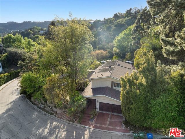 2973 Hutton Drive, Beverly Hills, CA 90210