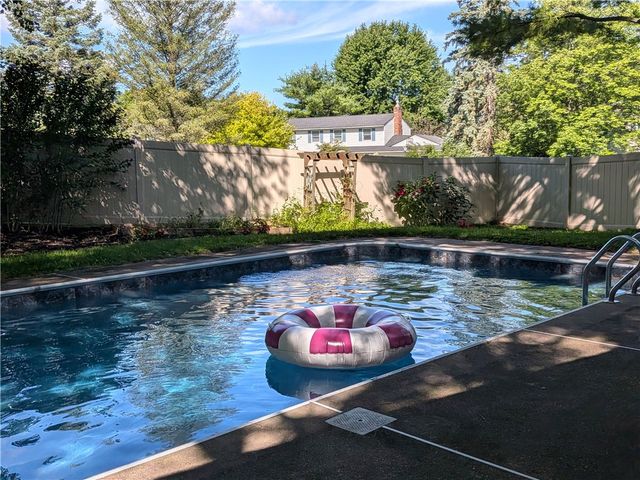 1 Locke Drive, Pittsford, NY 14534