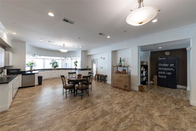 3102 Kings Road 3206, Dallas, TX 75219