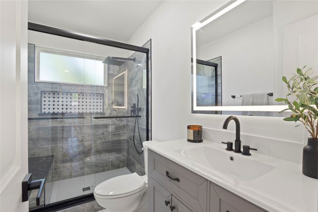 10325 Maylee Boulevard, Dallas, TX 75228