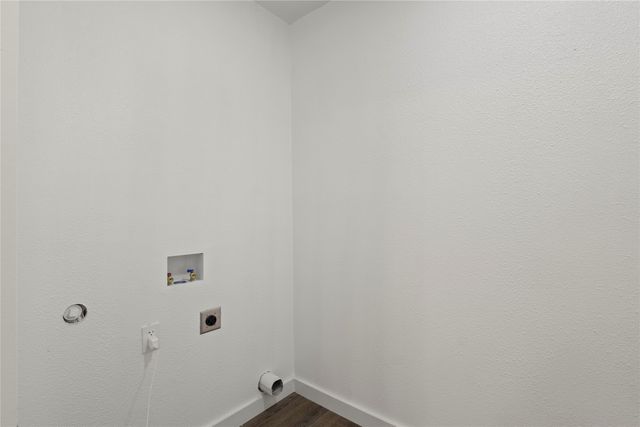 10325 Maylee Boulevard, Dallas, TX 75228