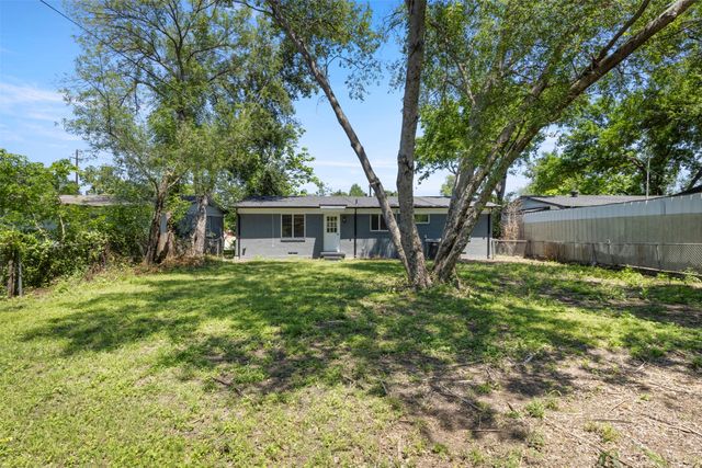 10325 Maylee Boulevard, Dallas, TX 75228
