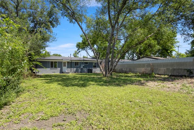 10325 Maylee Boulevard, Dallas, TX 75228