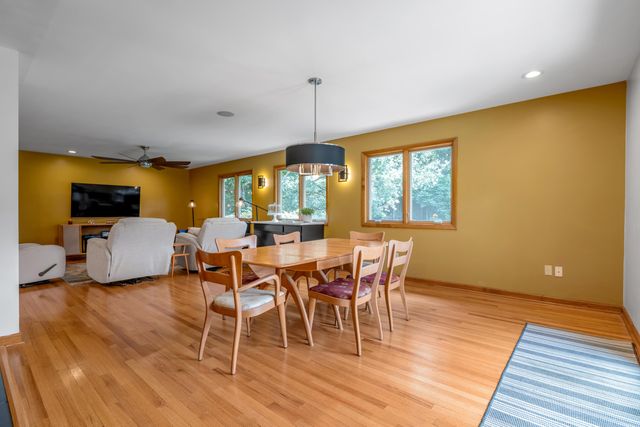 1894 Parkers Mill Road, Lexington, KY 40504