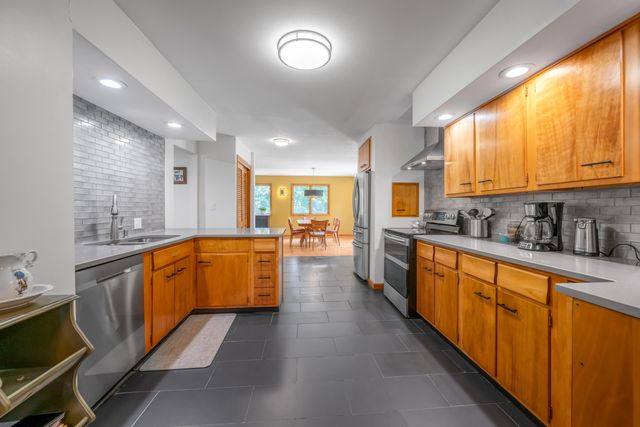 1894 Parkers Mill Road, Lexington, KY 40504