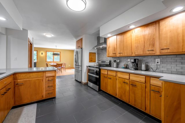 1894 Parkers Mill Road, Lexington, KY 40504