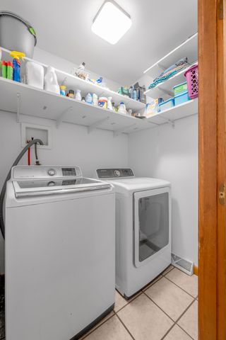 1894 Parkers Mill Road, Lexington, KY 40504