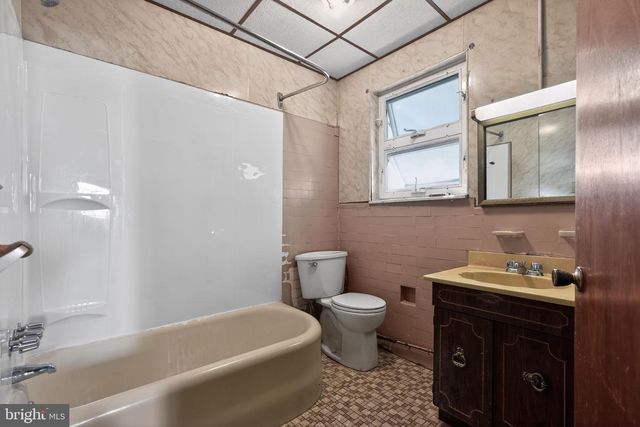 728 LATONA ST, Philadelphia, PA 19147