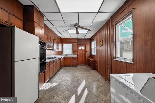 728 LATONA ST, Philadelphia, PA 19147