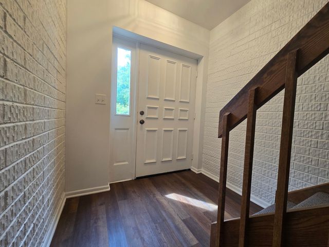 1111 S Waukegan Road S 14, Lake Forest, IL 60045