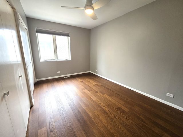 1111 S Waukegan Road S 14, Lake Forest, IL 60045