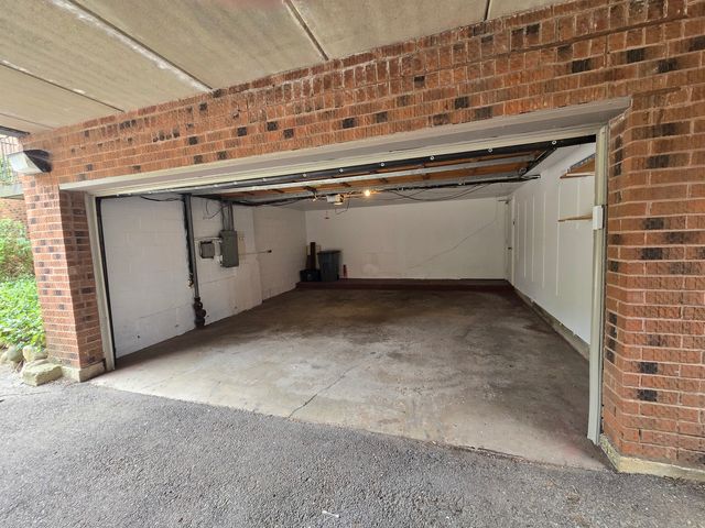 1111 S Waukegan Road S 14, Lake Forest, IL 60045
