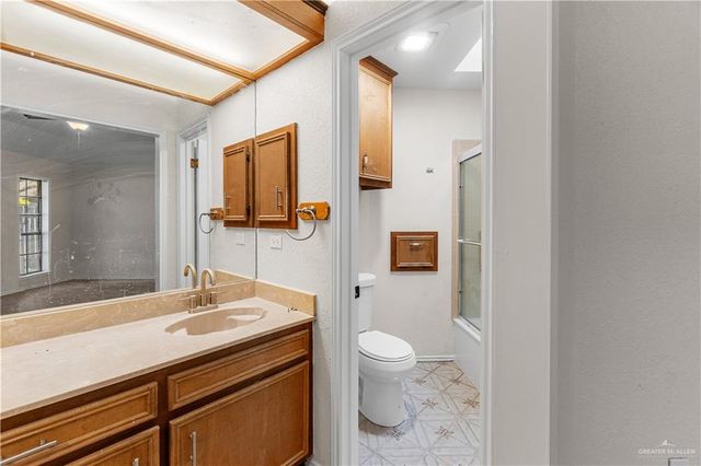 2908 Swallow Avenue, Mcallen, TX 78504