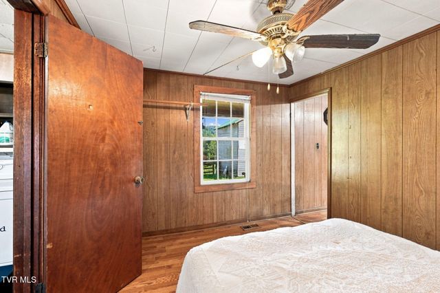 1786 Goshen Valley Road, Church Hill, TN 37642