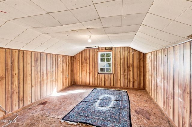 1786 Goshen Valley Road, Church Hill, TN 37642