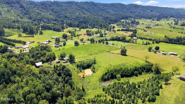 1786 Goshen Valley Road, Church Hill, TN 37642