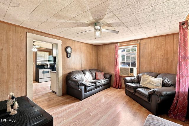 1786 Goshen Valley Road, Church Hill, TN 37642