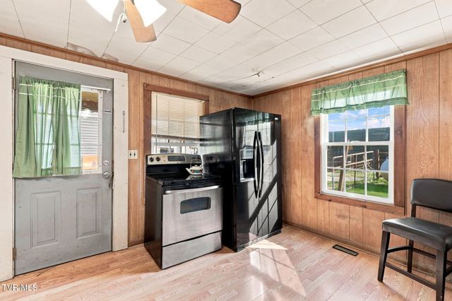 1786 Goshen Valley Road, Church Hill, TN 37642