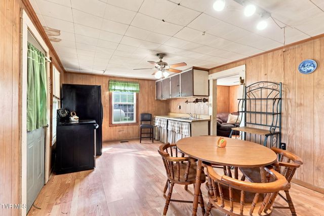 1786 Goshen Valley Road, Church Hill, TN 37642