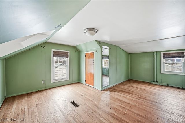 91 Hamilton Avenue, Youngstown, OH 44514