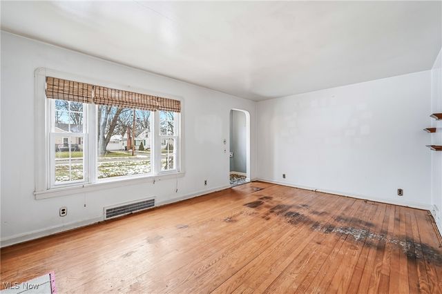 91 Hamilton Avenue, Youngstown, OH 44514