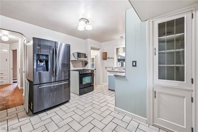 91 Hamilton Avenue, Youngstown, OH 44514