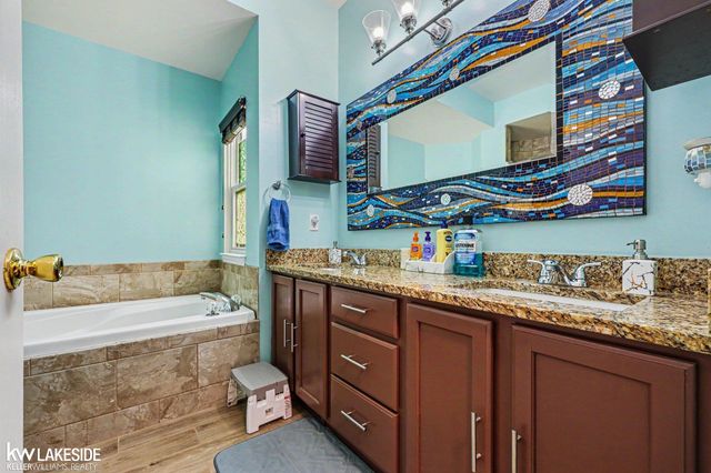 920 Cross Street, Oxford, MI 48371