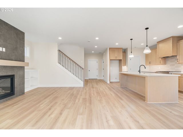 2888 Nw 114TH Ter, Portland, OR 97229