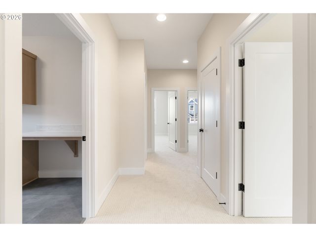 2888 Nw 114TH Ter, Portland, OR 97229