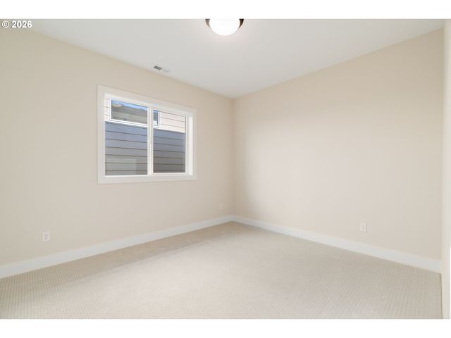 2888 Nw 114TH Ter, Portland, OR 97229