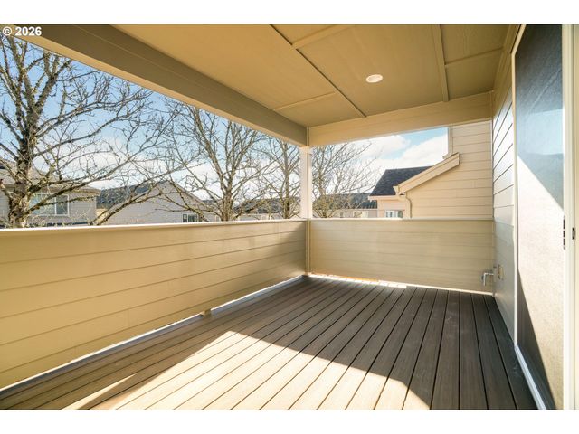 2888 Nw 114TH Ter, Portland, OR 97229