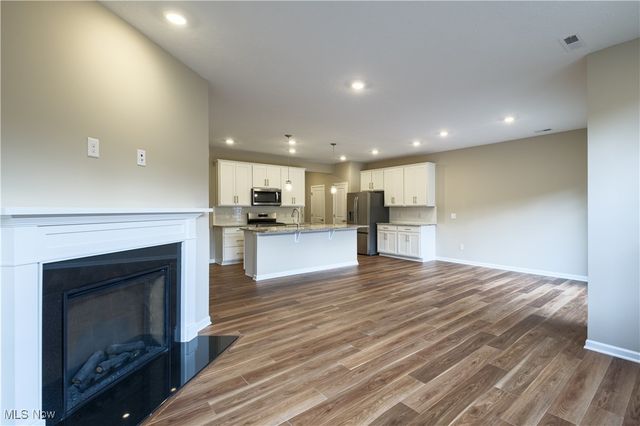 950-5 Memory Lane, Aurora, OH 44202