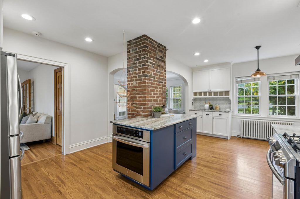 3816 Abbott Avenue S, Minneapolis, MN 55410 — photo 2
