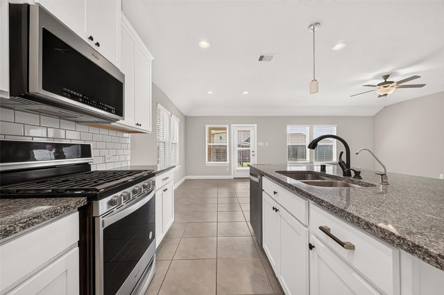 8915 Orchid Valley Way, Cypress, TX 77433